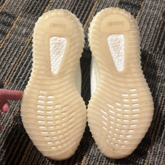 Yeezy 350 White size 7 men - Picture 6 of 12
